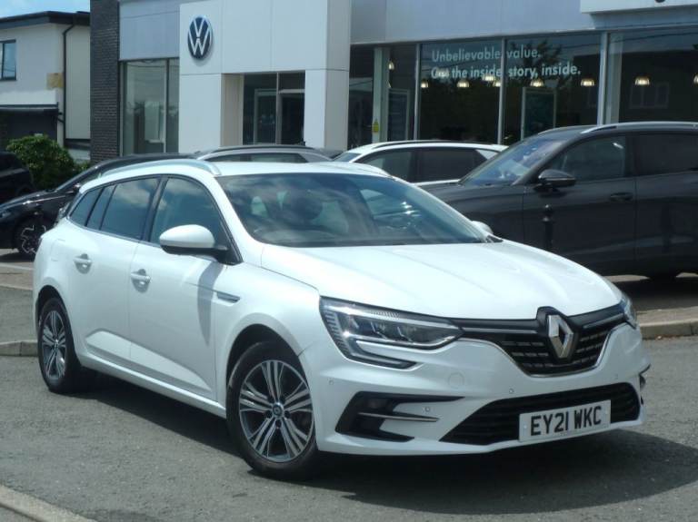 Renault Megane 1.6 E-TECH PHEV 160 Iconic 5dr Auto Petrol/Electric Hybrid