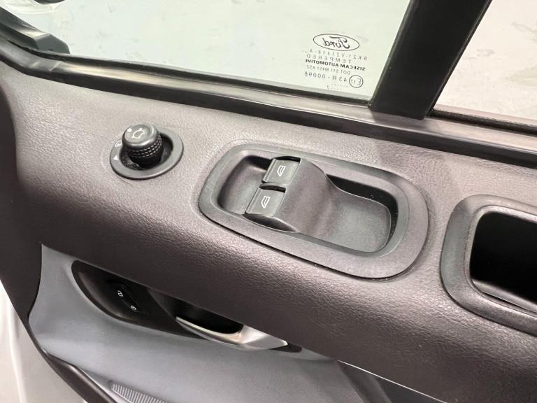 2017 Ford Transit Custom Transit Custom 2.0 TDCi 290 Limited Panel Van 5dr Diesel Manual L2 H1 (1...