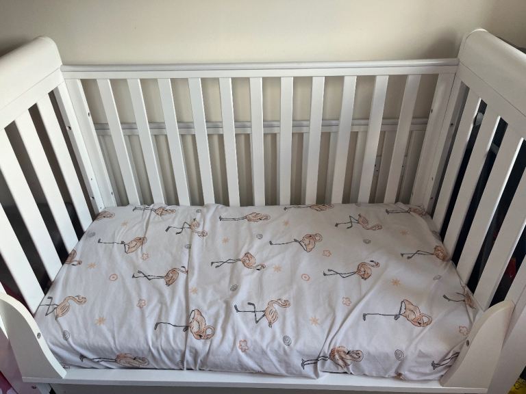 Eva cot baby and toddler bed