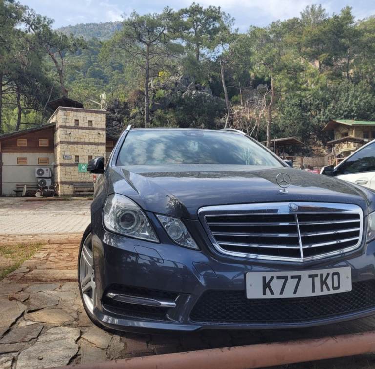 Mercedes-Benz, E CLASS, Sport Estate, 2013, Semi-Auto, 2143 (cc), 5 doors