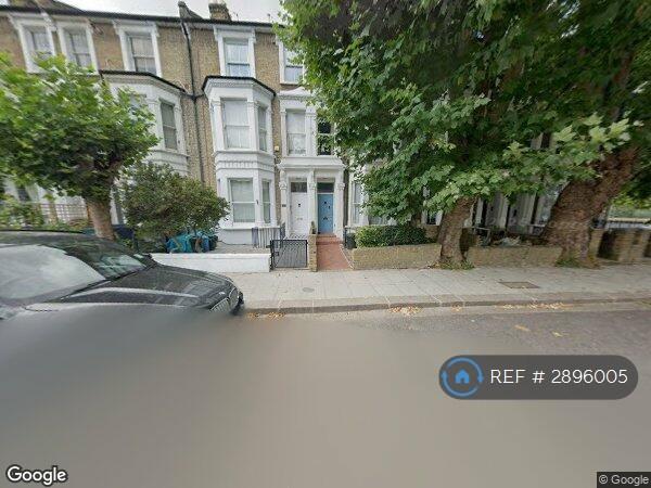 1 bedroom flat in Weltje Road, London, W6 (1 bed) (#2896005)