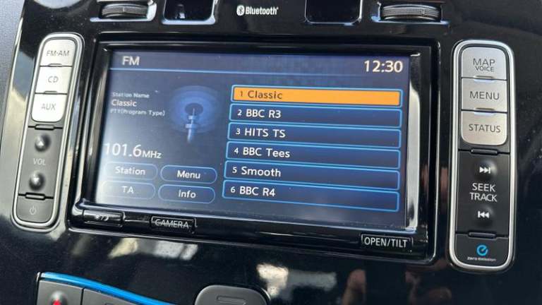 2015 Nissan Leaf 80kW Tekna 24kWh 5dr Auto HATCHBACK ELECTRIC Automatic