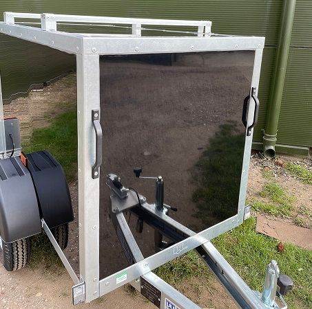 TICKNERS Camping / Small Box Trailer with Roof Bars in Black or White - Single Axle 5' x 3' x 3'