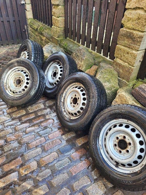5x 6x stud mercedes sprinter Vw crafter wheels and tyres size 235 65 16c 