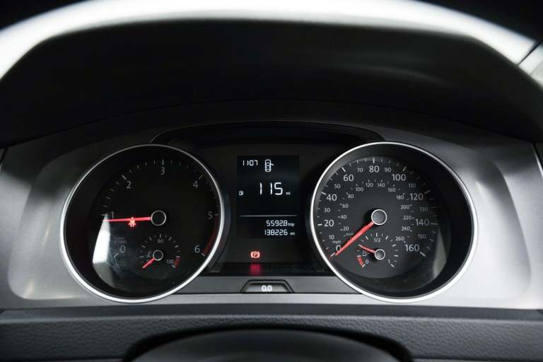  Volkswagen Golf 1.6 TDI BlueMotion Tech S Euro 5 (s/s) 5dr Diesel Manual