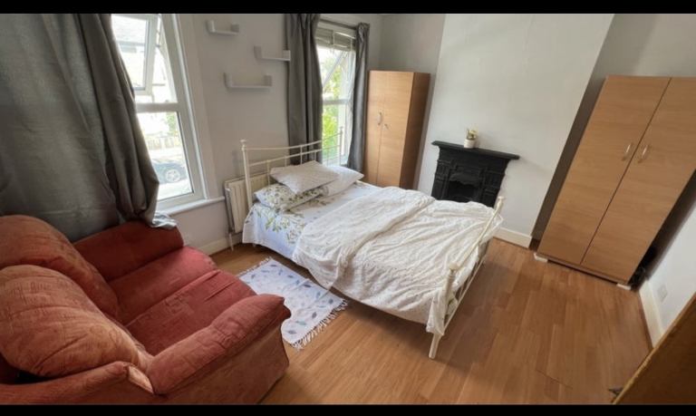 Amazing Master Bedroom in Cheap price. 