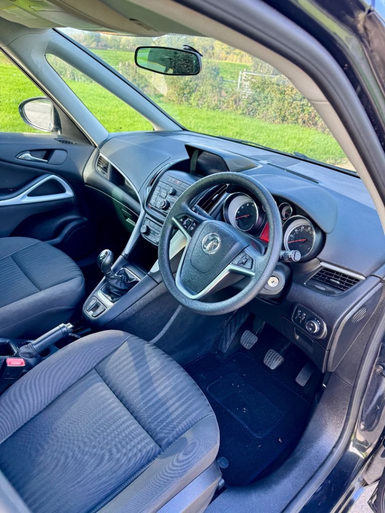 Vauxhall Zafira 7 seats petrol