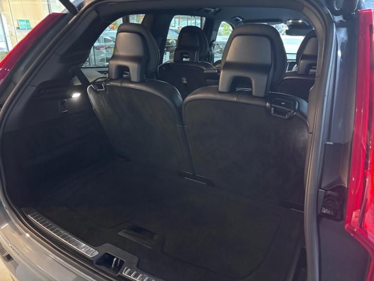 2021 Volvo XC90 2.0 B5 MHEV R-Design Auto 4WD Euro 6 (s/s) 5dr ESTATE Petrol/Electric Hybrid Auto...