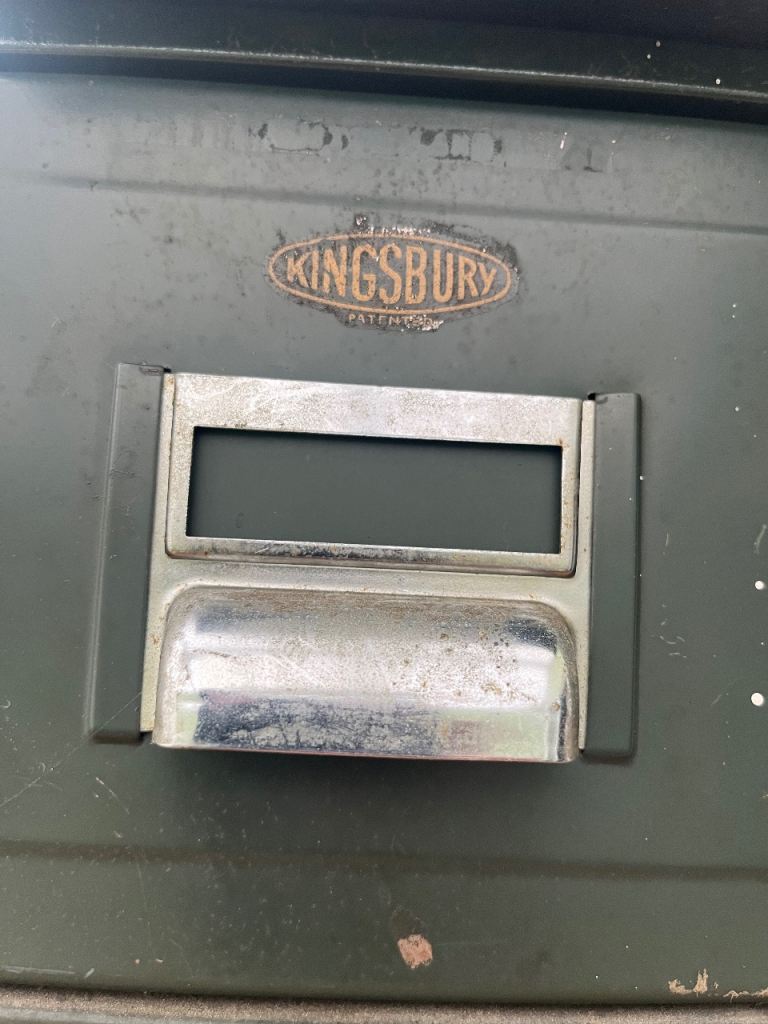 Kingsbury metal filing drawers x2
