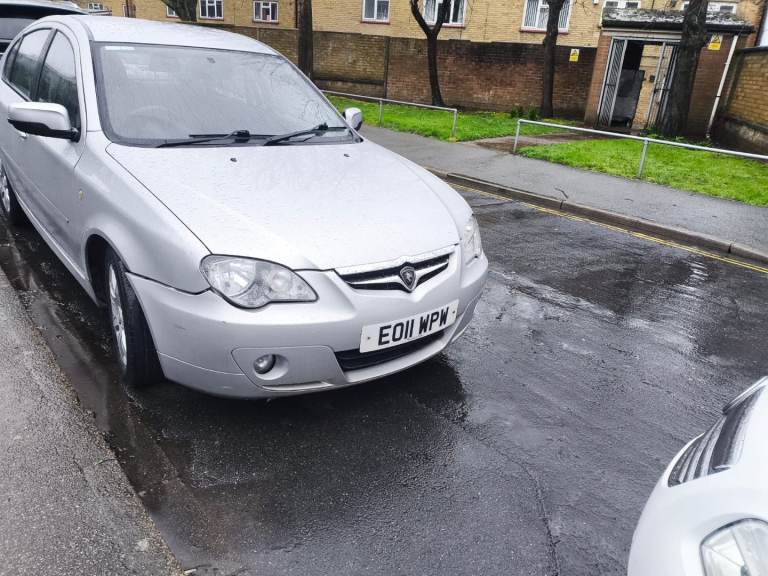 Proton Persona 2011 Automatic