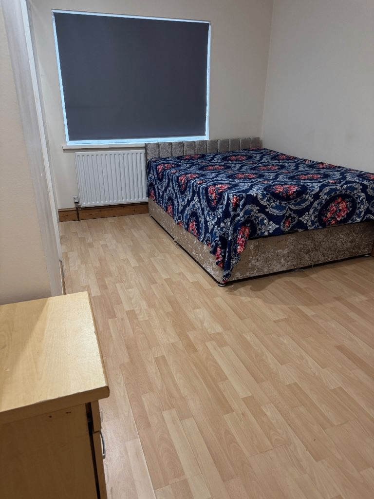Spacious & Cosy Double Room for Rent HA2 9RN