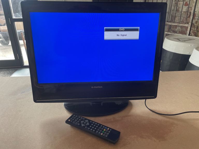 Tv and DVD player