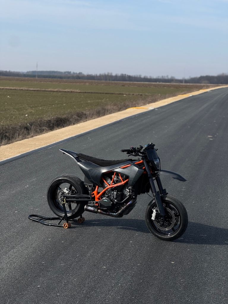 KTM 1290 SMR Beast 186hp