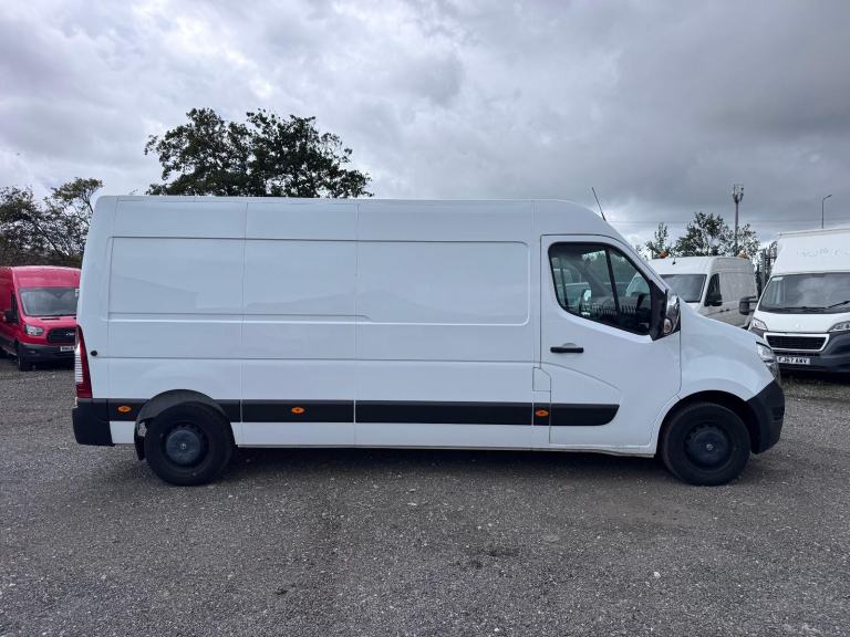 2024 Nissan Interstar - Renault Master. LWB Diesel Van. AC. Carplay. Nav. 29k. 