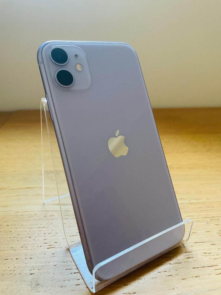 Iphone 11, 64GB, Unlocked (C555)