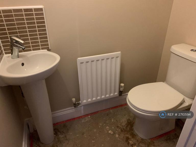 4 bedroom house in Starling Road, Tewkesbury, GL20 (4 bed) (#2710594)