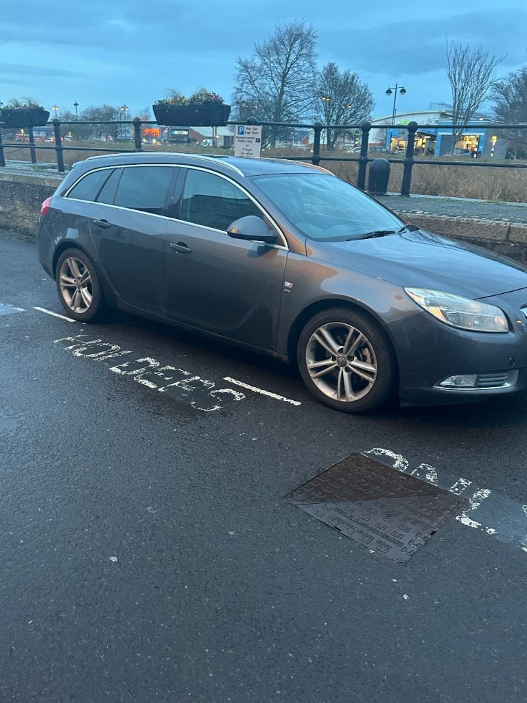 Vauxhall, INSIGNIA, Estate, 2011, Manual, 1956 (cc), 5 doors