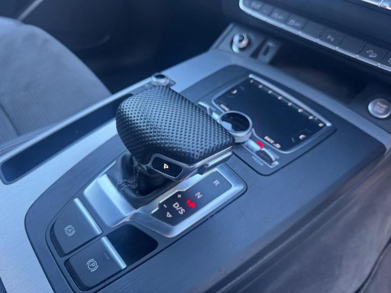 2019 Audi Q5 45 TFSI Quattro S Line 5dr S Tronic ESTATE PETROL Automatic