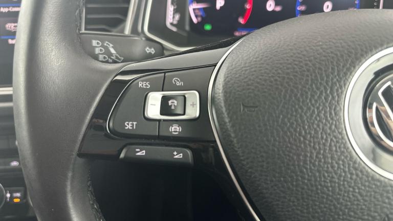 2019 Volkswagen T-Roc 1.5 TSI GPF EVO SEL SUV 5dr Petrol DSG Euro 6 (s/s) (150 ps) - HIGH BEAM AS...
