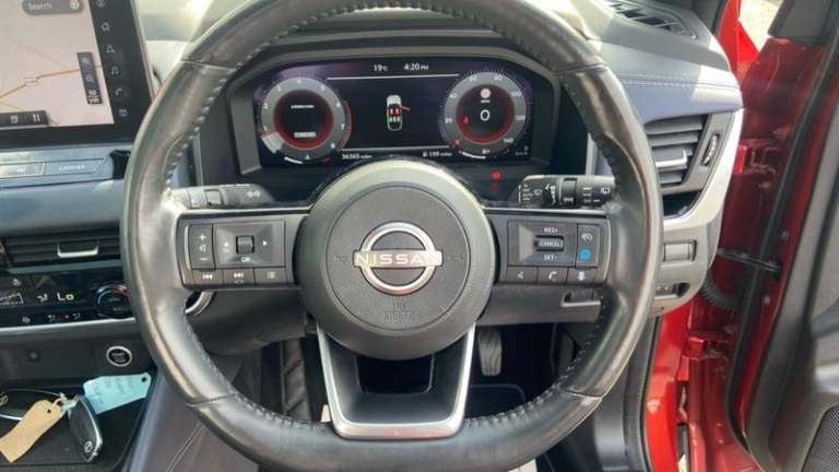 2022 Nissan Qashqai 1.3 DiG-T MH Tekna 5dr HATCHBACK PETROL Manual