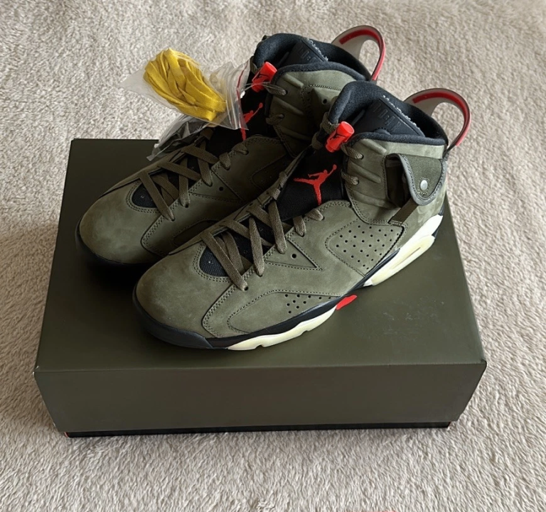 Brand new - Nike Air Jordan 6 Retro x Travis Scott Olive.  Size: USA: 11; UK: 10; EUR: 45.  