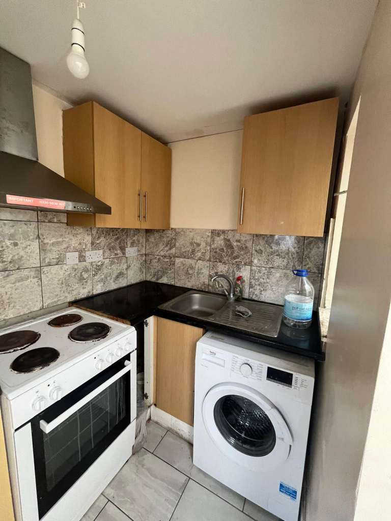 1 Bedroom flat located in Manor Park