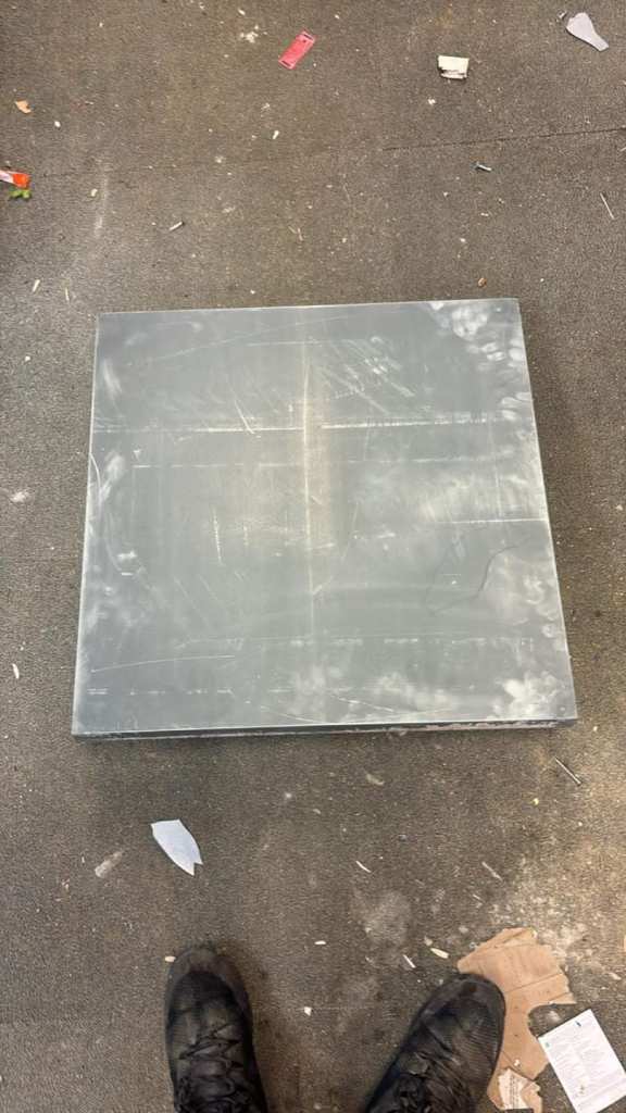 Free floor tiles, 600mm x 600mm - thousands available! High quality, brand new