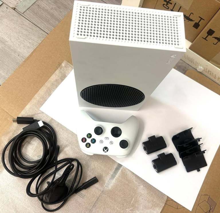Xbox Series S 512gb SSD - No disc