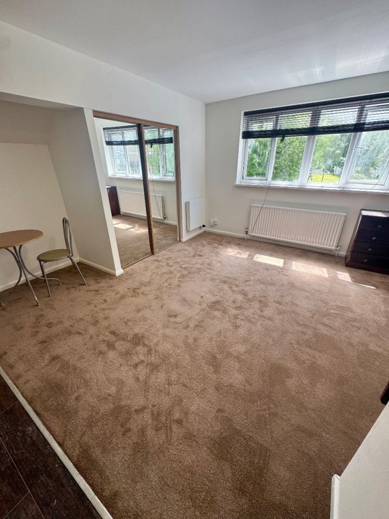 Studio Flats available Birmingham 