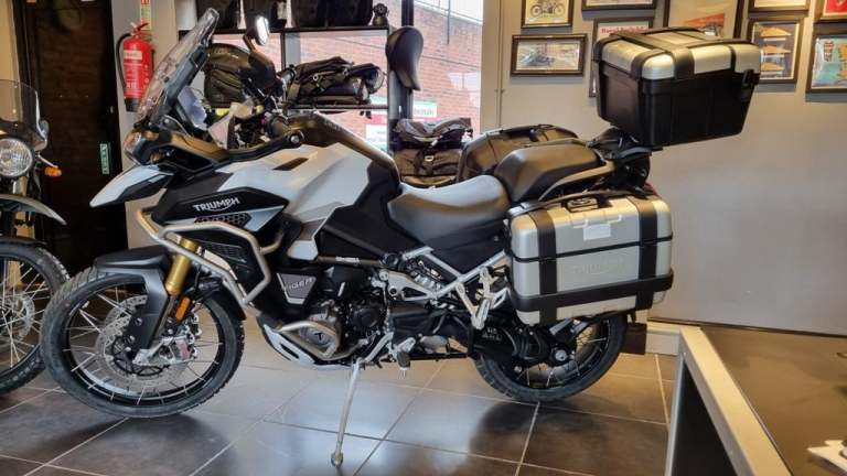 Triumph Tiger Rally PRO Explorer 1200 