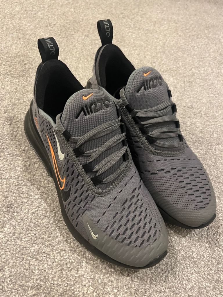 Nike Air270 