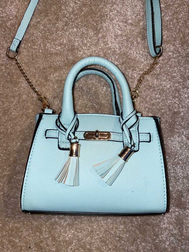 Girl’s handbag