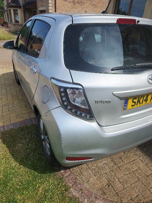 Toyota, YARIS, Hatchback, 2014, Manual, 1364 (cc), 5 doors