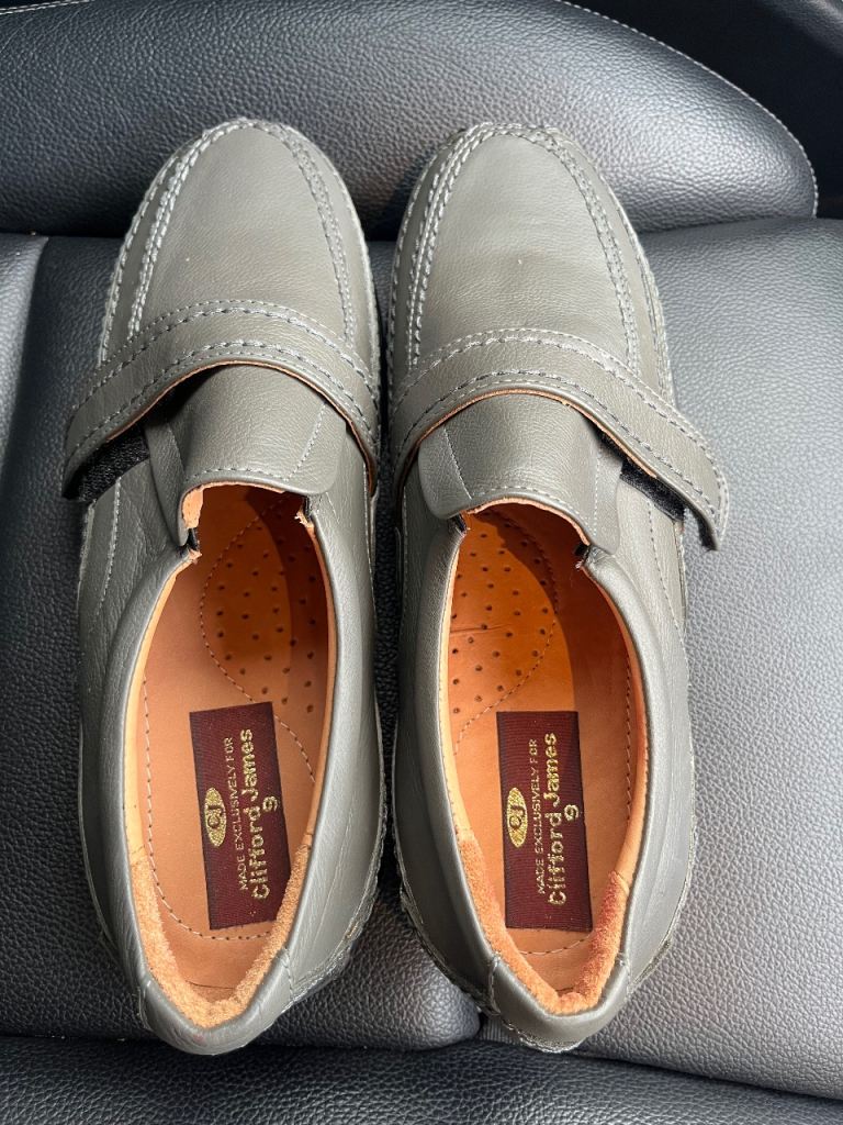 Clifford James Grey Leather Loafers with Velcro Strap – Size 9