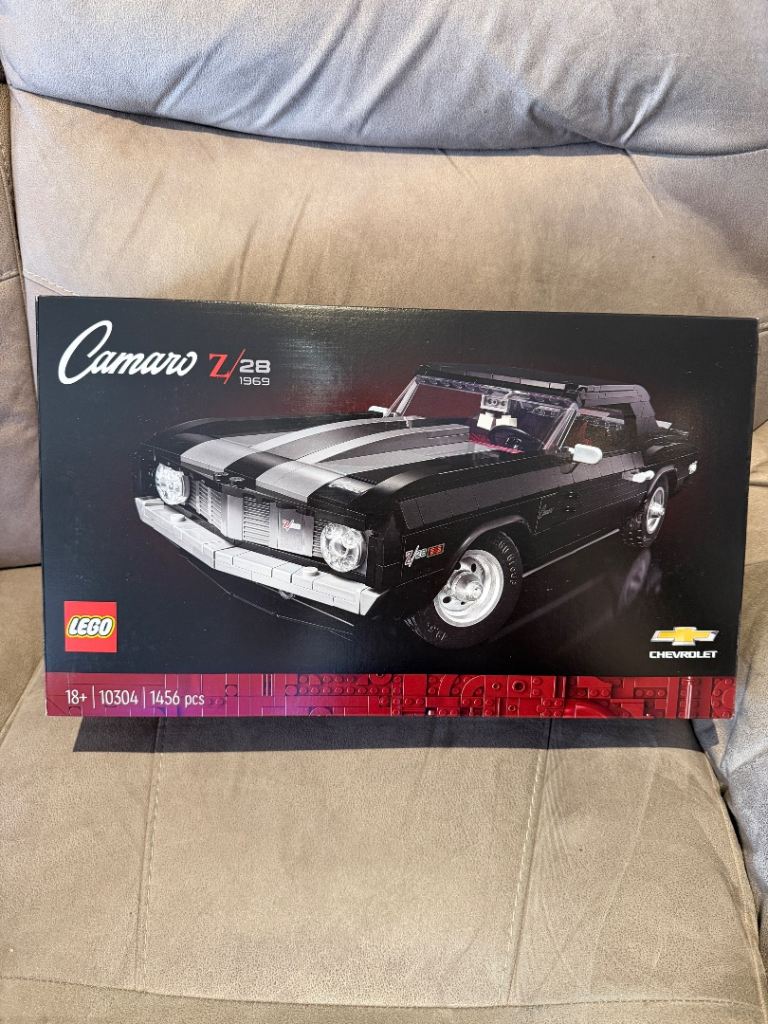 LEGO Icons: Chevrolet Camaro Z28 (10304)