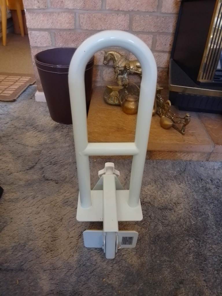 White Adjustable Bed Rail – Mobility Aid