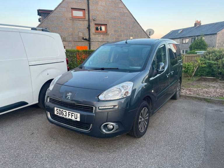 Peugeot, PARTNER TEPEE, MPV, 2013, Manual, 1560 (cc), 5 doors