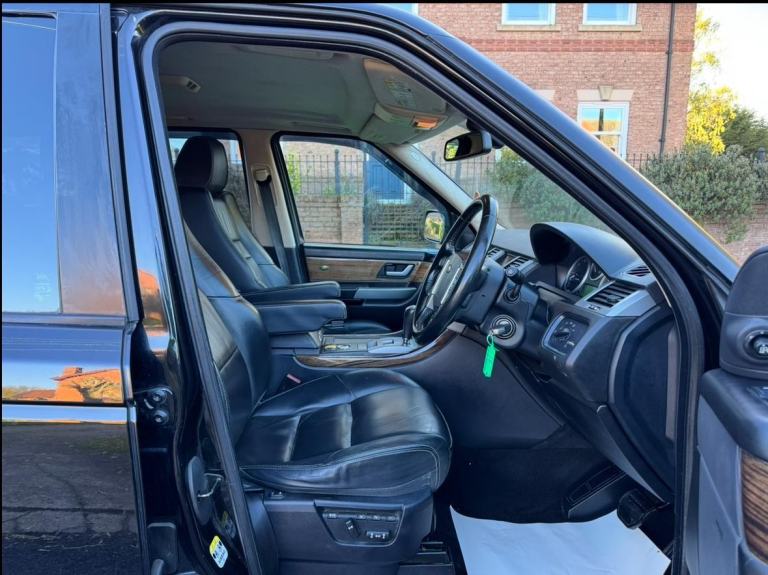2009 LAND ROVER RANGE ROVER SPORT 2.7 TDV6 HSE ONLY 111K JUST SERVICED DRIVES A1