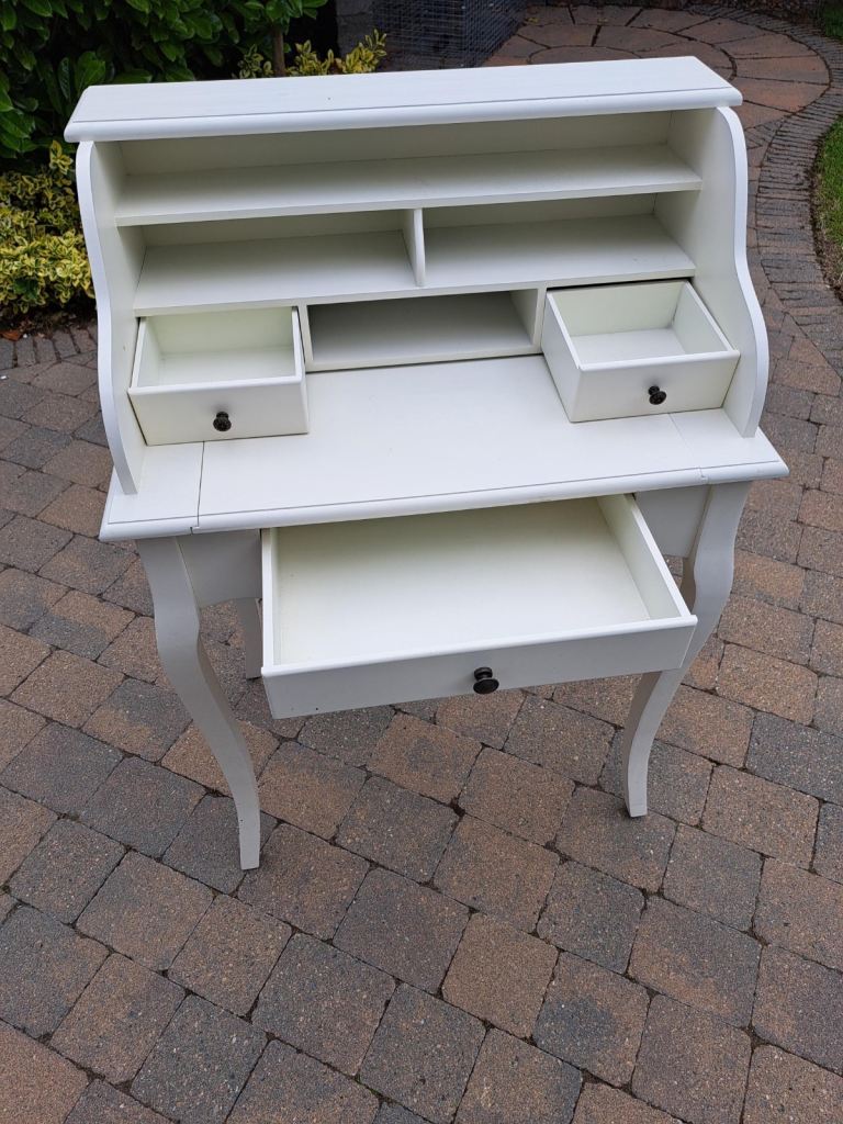 Vintage type compact desk/bureau