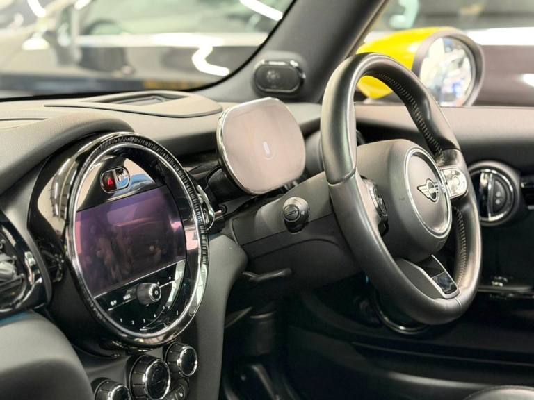 2021 MINI Electric Hatch Cooper SE 32.6kWh Level 3 Hatchback 3dr Electric Auto (184 ps) Hatchback...