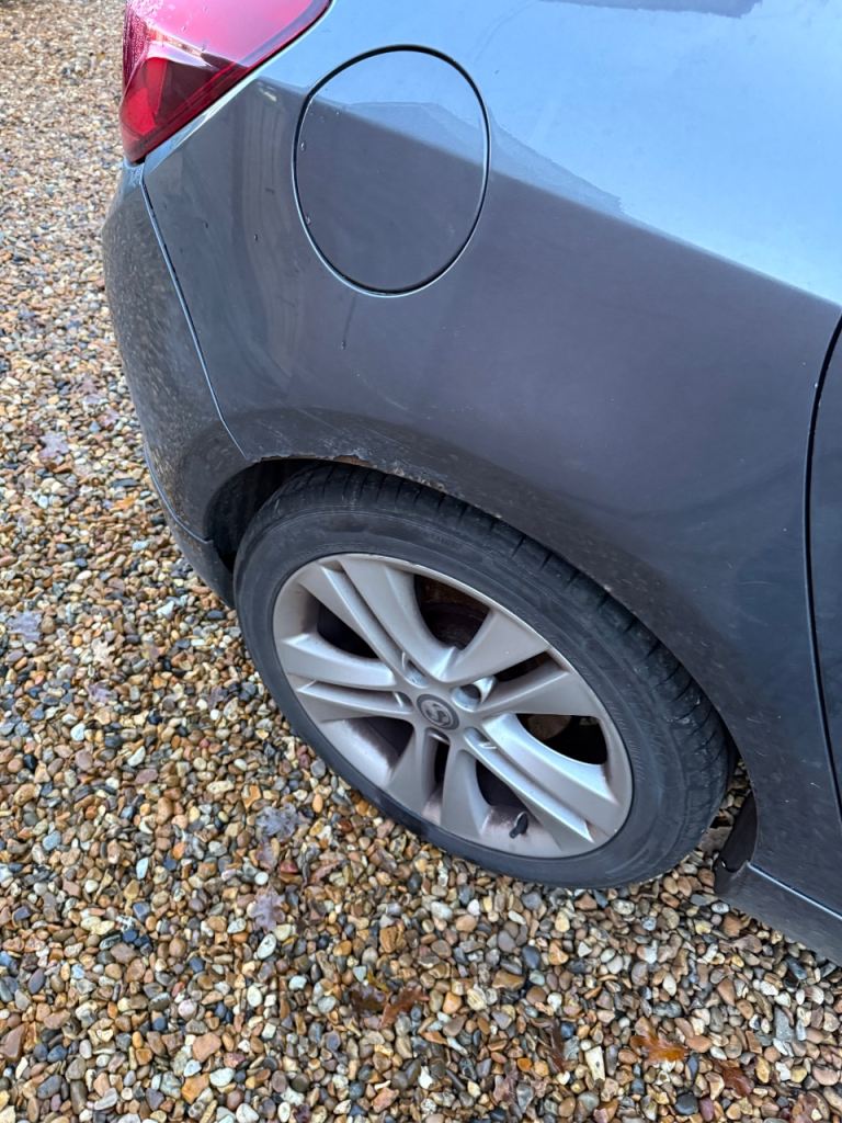 Vauxhall, ASTRA, Hatchback, 2011, Manual, 1956 (cc), 5 doors