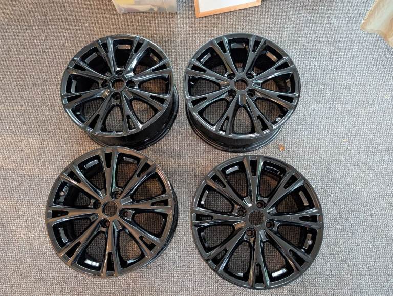 Ford fiesta black edition panther alloy wheels