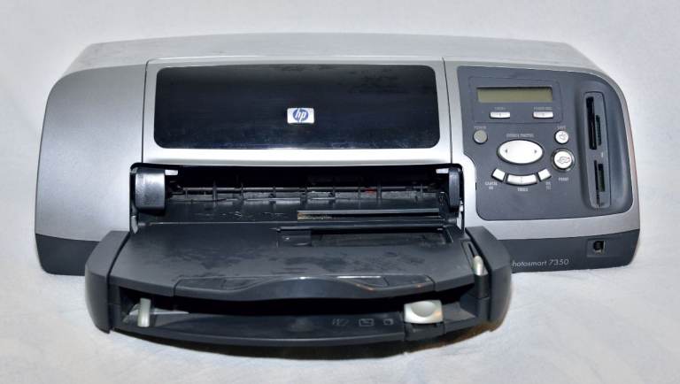 HP Photosmart 7350 digital photo inkjet printer with power supply, spares or repair