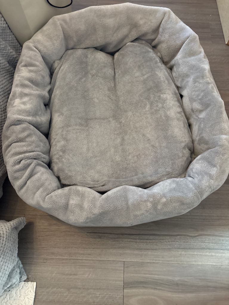 X Large Nikki’s nestie dog bed