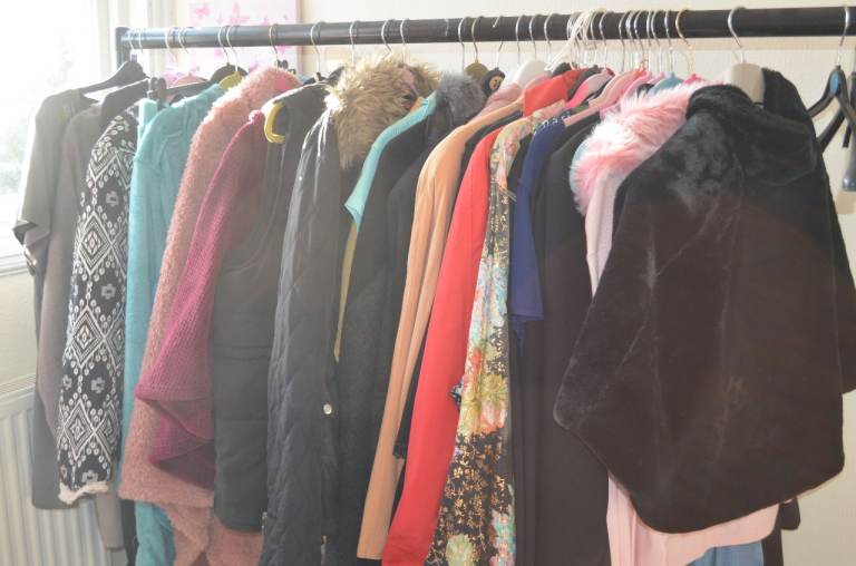**SUPER BARGAIN OVER £1,500  ALL £100 INDIGO MOON TAGES MANY UNWORN JOB LOT QUALITY