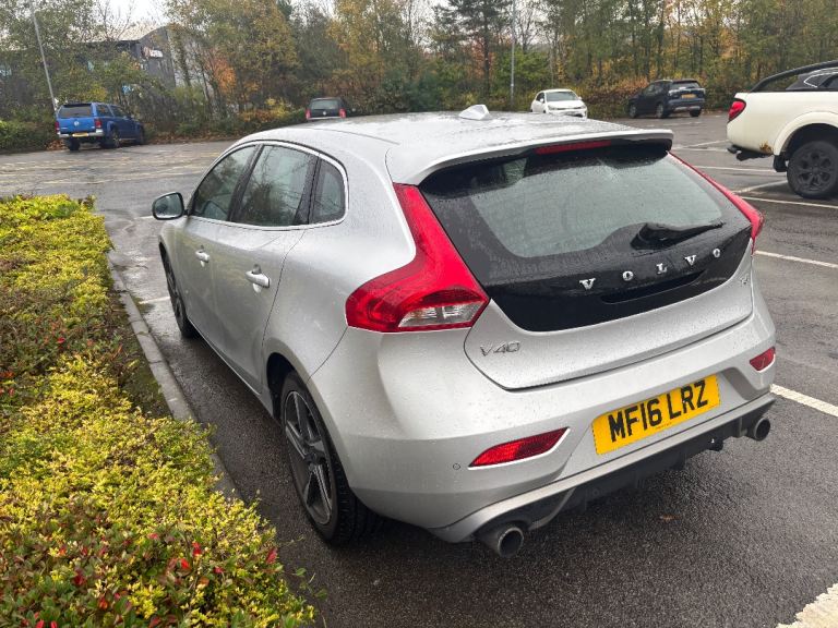 2016 Volvo V40 R Design T5 Auto