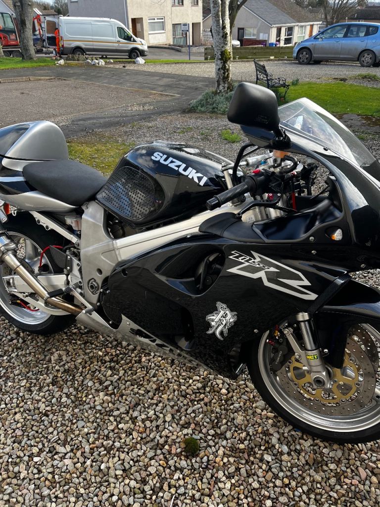 Suzuki tl1000r 2000 model