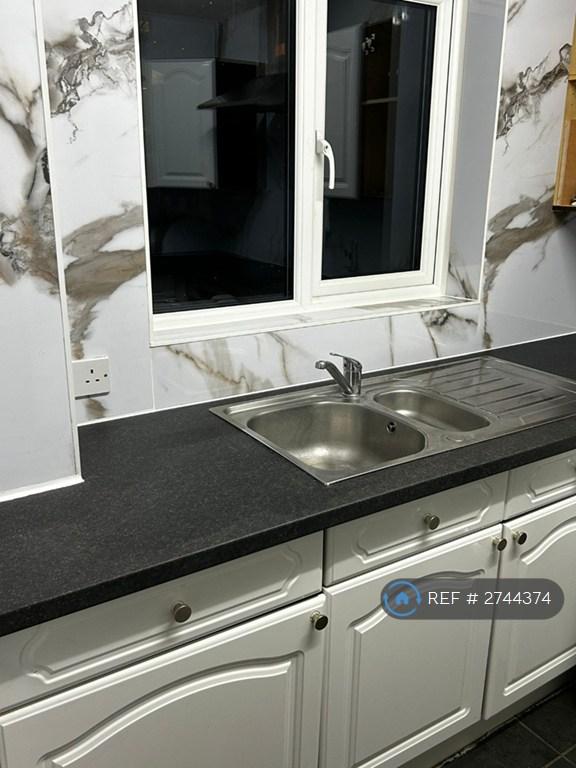 2 bedroom house in Corfield Street, London, E2 (2 bed) (#2744374)