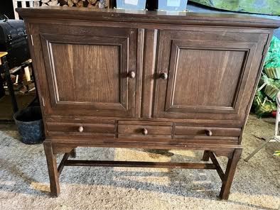 Antique hardwood cabinet - beautiful piece, multiple uses with 3 drawers and 2 doors £150