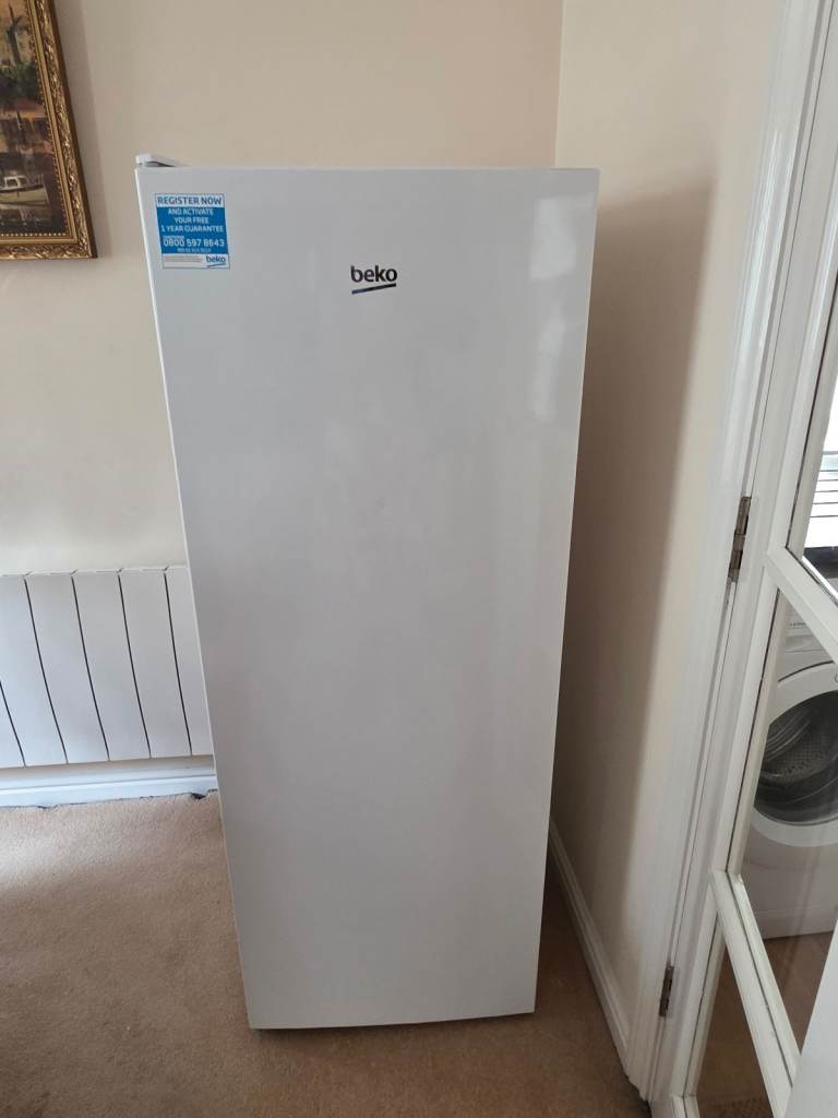 Beko Tall Upright Freezer – White – Excellent Clean Condition